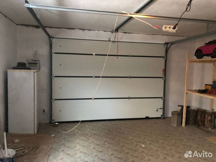 Ворота гаражные секционные ворота