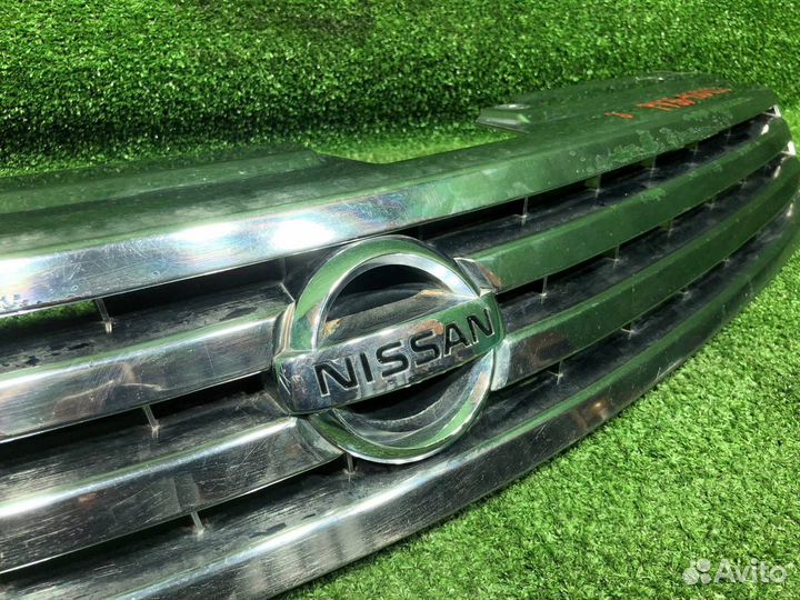 Решетка радиатора передняя Infiniti Nissan G35