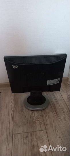 Монитор Samsung syncmaster 721N