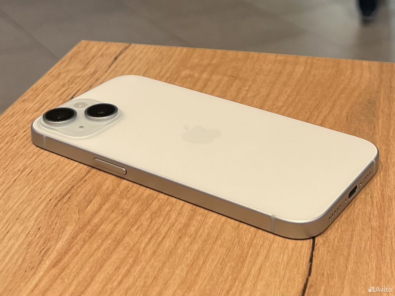 iPhone 15, 128 ГБ