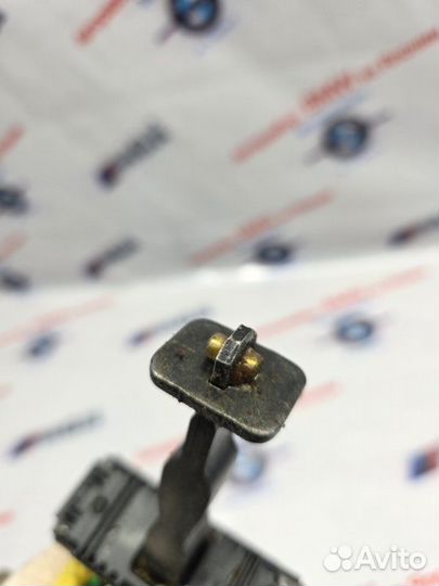 Ограничитель двери передний Bmw X5 E53 M54B30 2003