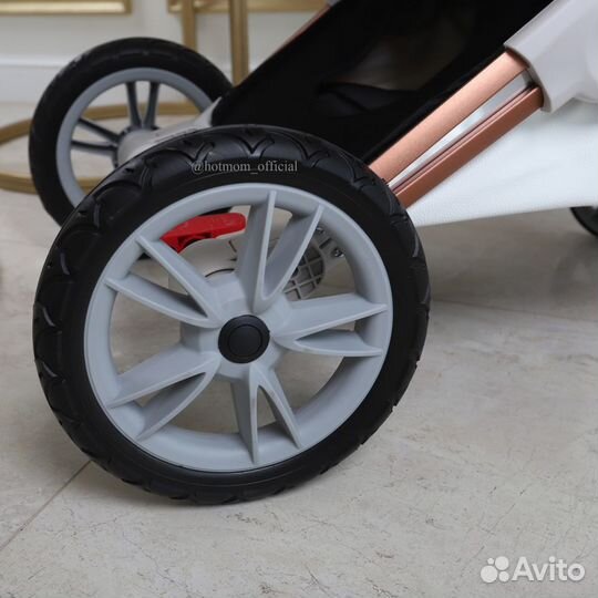 Коляска Hot Mom 360 белый 2в1