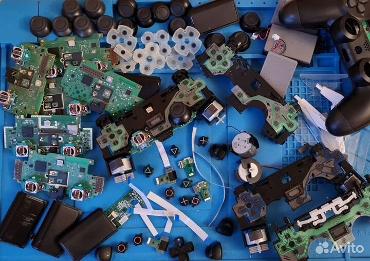 Запчасти на геймпад для PS4 DualShock 4