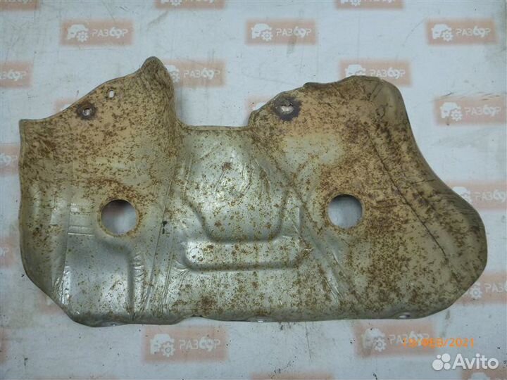 Экран тепловой Volvo Xc70 BZ95 B6324S 2008