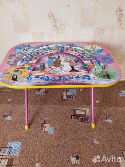 Стол детский