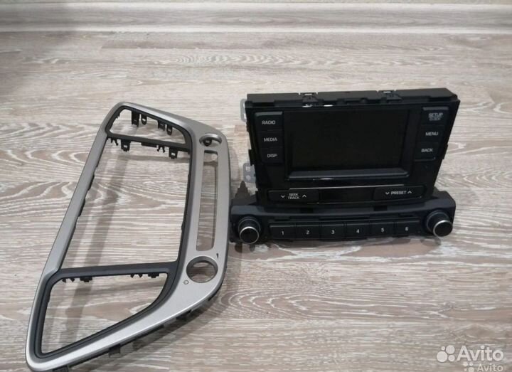 Магнитола на Hyundai Solaris 2