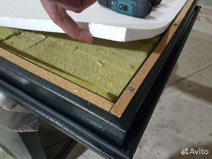 Дверь в квартиру Шумо Звуко Защищёная метал