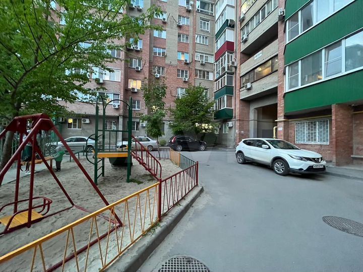 3-к. квартира, 105 м², 4/10 эт.