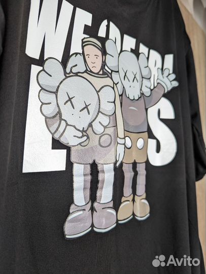 Футболка чёрная Kaws