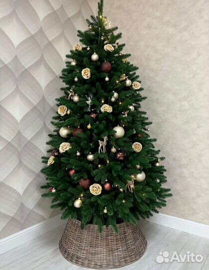Новогодние елки оптом