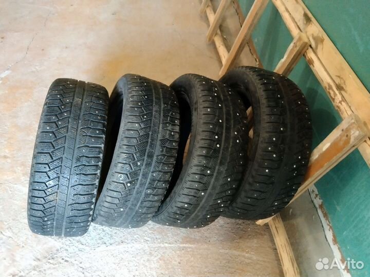 Continental ContiWinterViking 2 205/55 R16