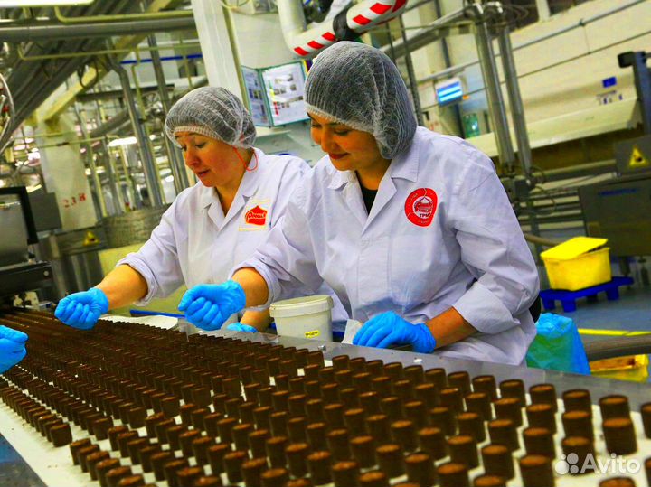 Упаковщик конфет сидя с питанием и проживанием