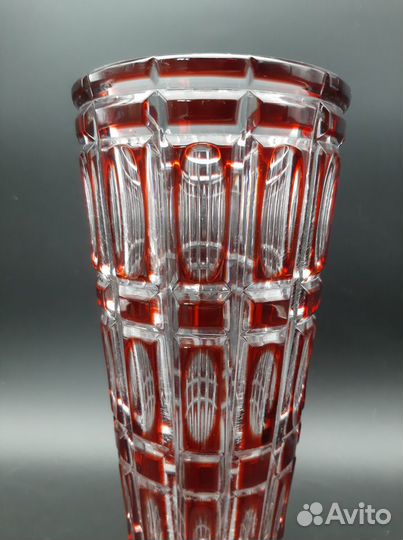 Ваза хрустальная