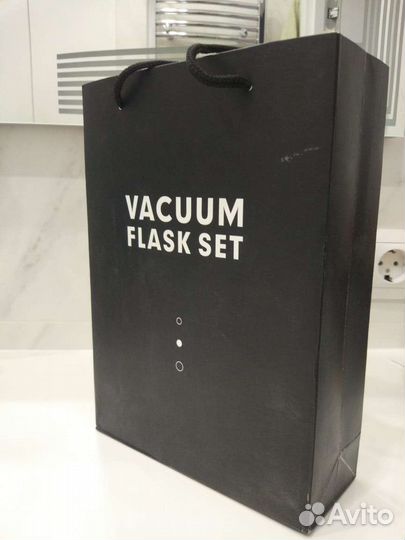 Термос с 3 кружками