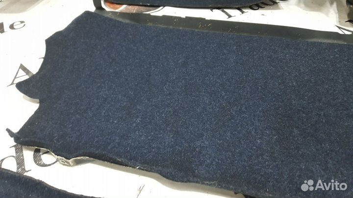 Обшивка багажника на Mercedes-Benz W126