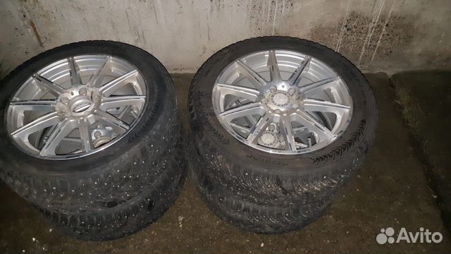 Nokian Tyres Hakkapeliitta 8 SUV 245/45 R17