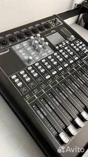 Цифровой микшерный пульт PaulKitson MX8812