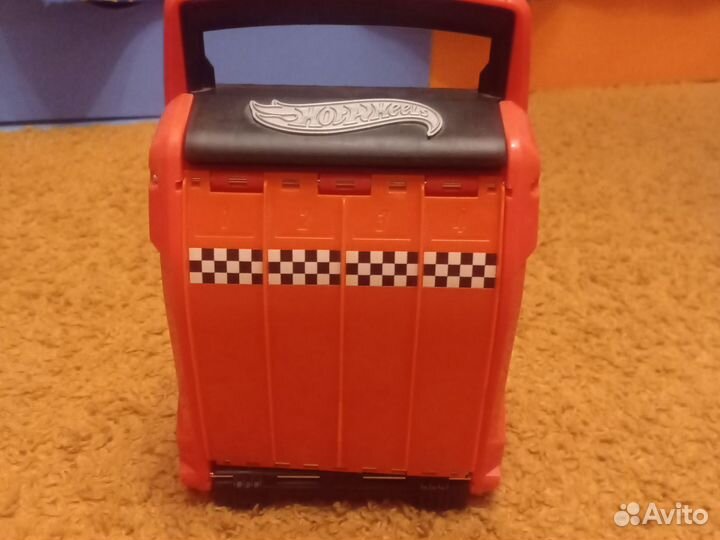 Чемодан hotwheels