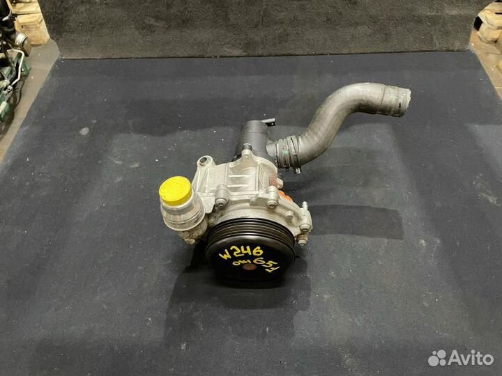 Помпа на Мерседес w117 w176 w246