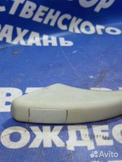Ручка потолка Ваз Лада 2110 седан 21124 2012