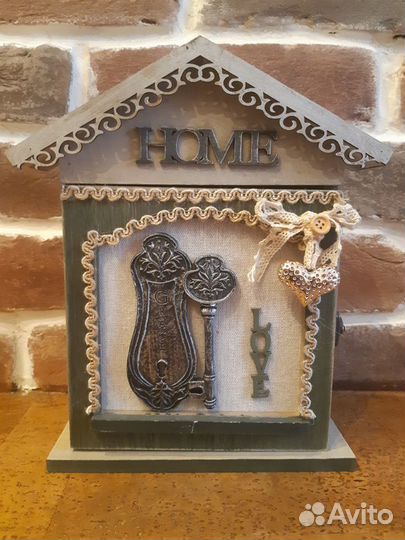 Ключница настенная love