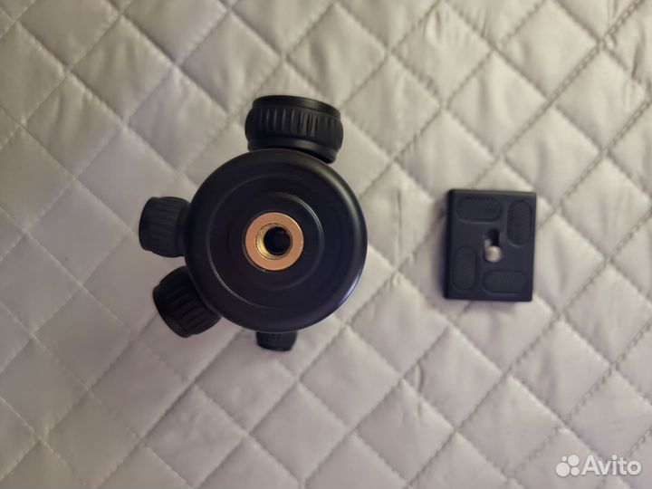 Шаровая штативная головка