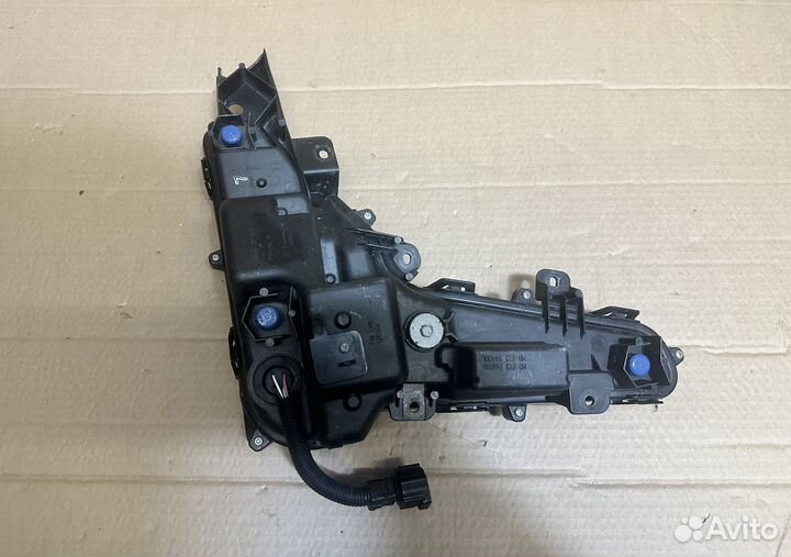 Lexus LX Фара противотуманная левая