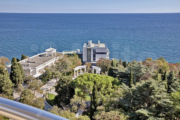 4-к. квартира, 250 м², 8/12 эт.