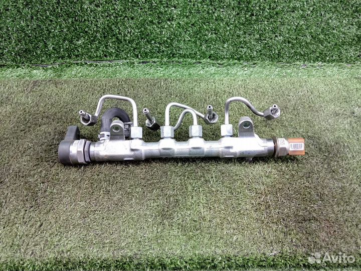 Топливная рампа Audi Q3 8U