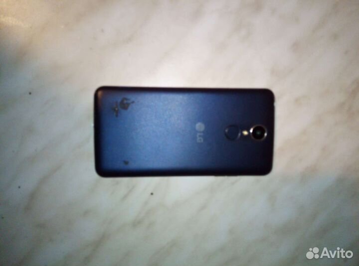 Смартфон LG-X 240