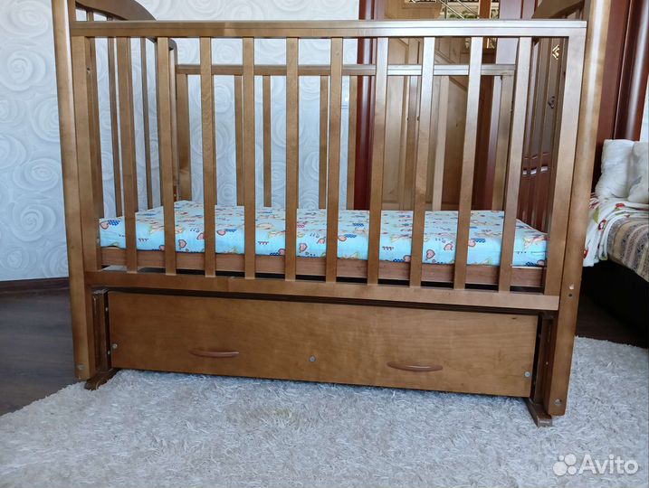 Кроватка детская