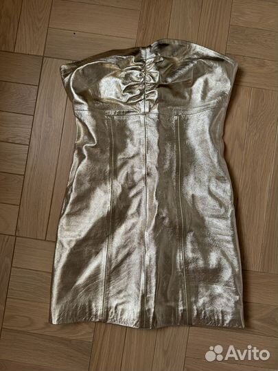 Платье кожа золотое mainless