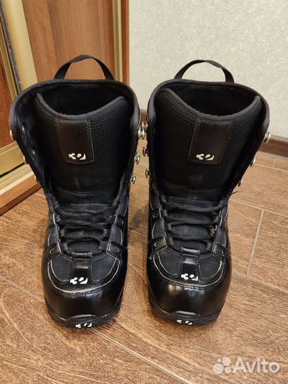 Сноубордические ботинки thirtytwo