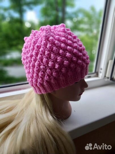 Продам вязаную шапочку ручной работы