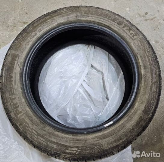DoubleStar DSU02 225/55 R17 97V
