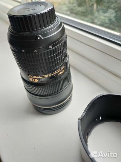 Объектив Nikon AF-S 24-70mm f/2.8G