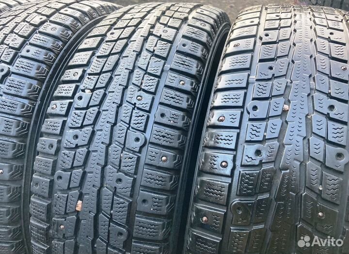 Dunlop SP Winter Ice 01 205/60 R16