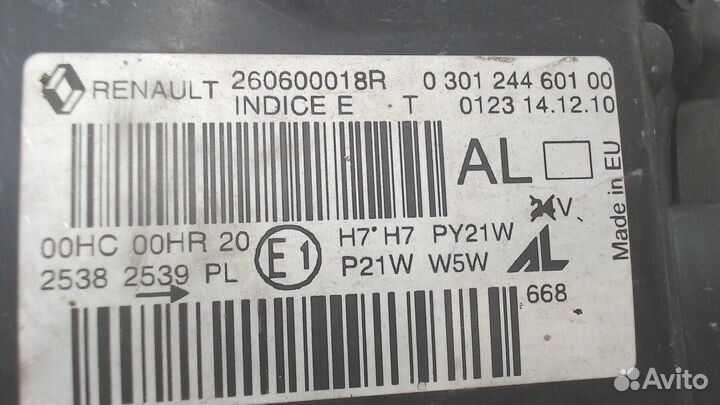 Фара (передняя) Renault Megane 3 2009, 2011