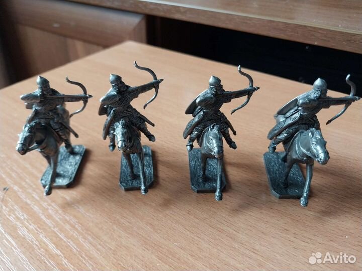 Солдатики всадники 40 мм