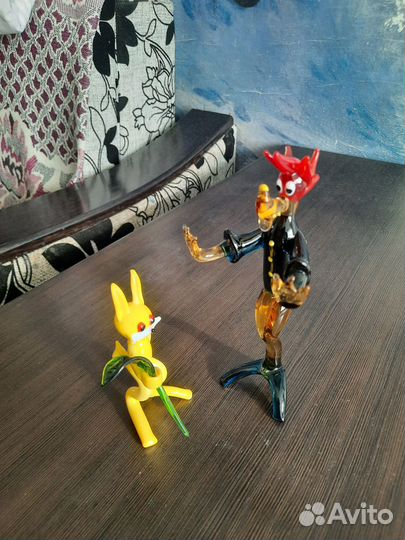 Фигурки СССР заяц и волк 