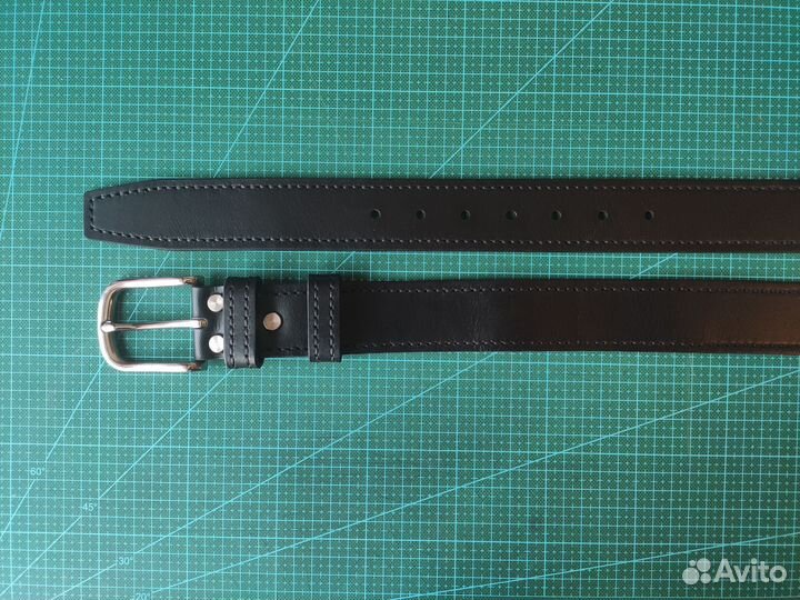 Ремень из натуральной кожи с классической пряжкой