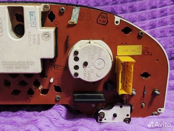 Приборная панель Audi 80 90 b3