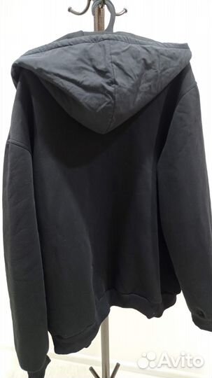 Продам толстовку утепленную 