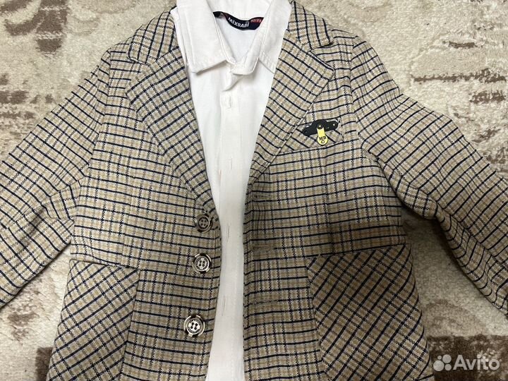 Костюм тройка р 98