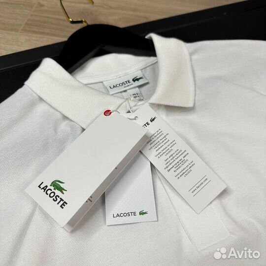 Поло Lacoste белое