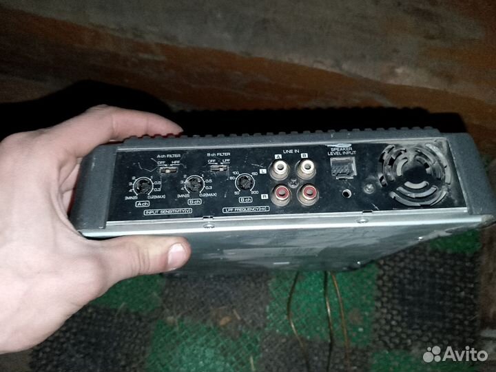 Усилитель 4 канальный 720w