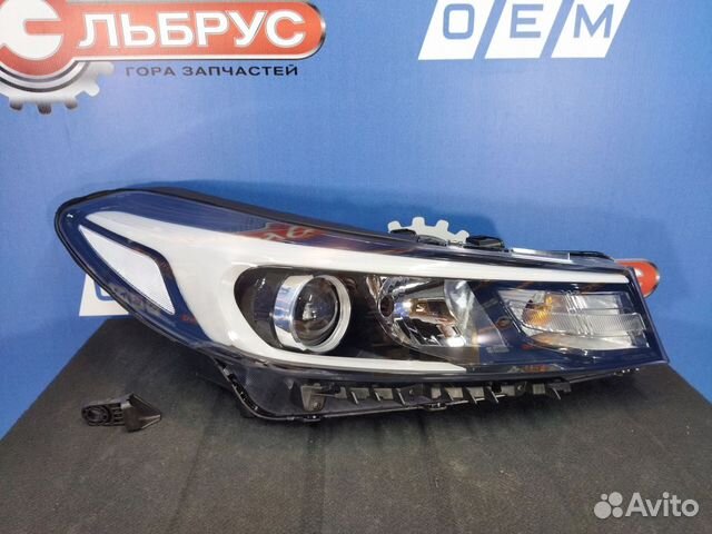 Фара правая Kia Cerato 3