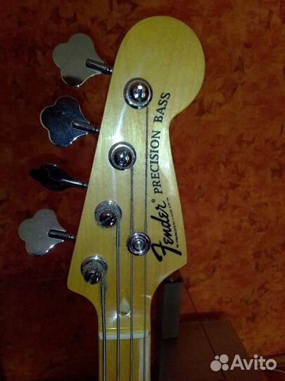 Бас гитара Fender