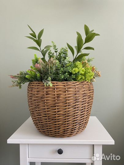Кашпо из ротанга