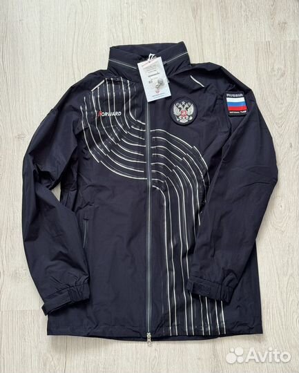 Ветровка Forward